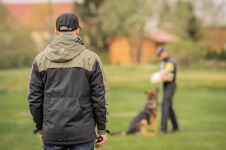 Léto nám pomalu ukázalo záda. Jste připraveni na zimu? ❄️😌 Vyzkoušejte bundy od IQ #psiobleceni #thankyou #iqdogsport...