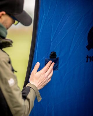 Přemýšlíte, kam schovat váš magnet Top-Matic během tréninku? 🐾 Naše praktická kapsička na všech maketách od IQ Dogsport je...